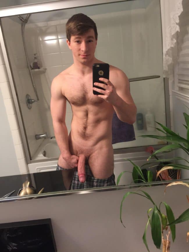 Nude Muscle Guy