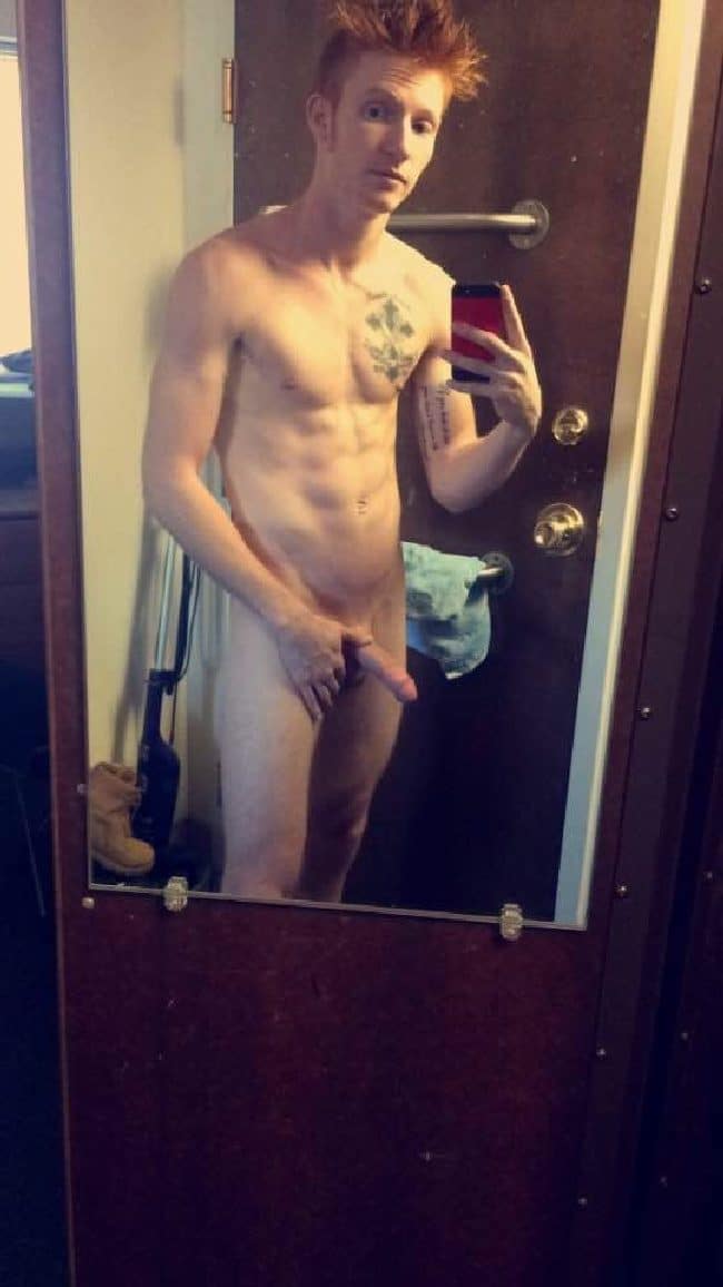 Nude Selfie Guy